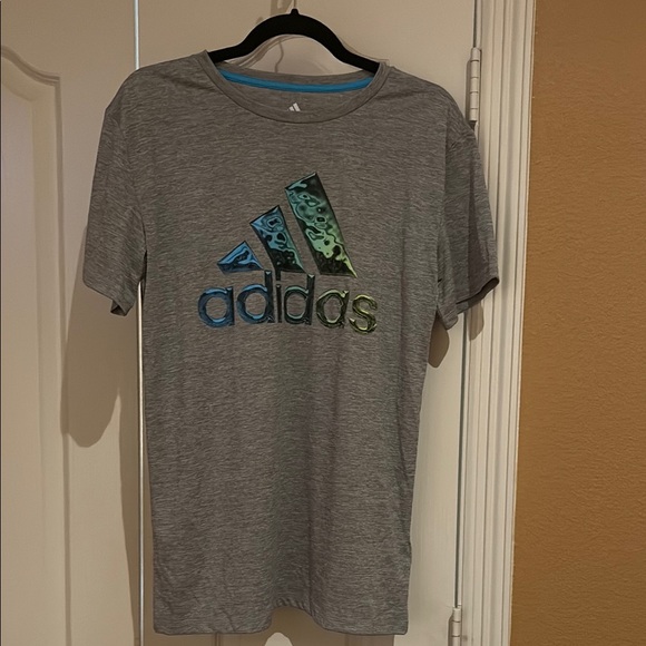 Adidas Kids Gray Tee with Multicolor Logo - Picture 1 of 2
